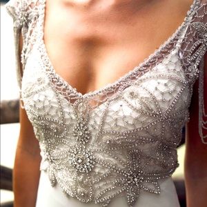 Anna Campbell Grace Crepe Wedding Dress 